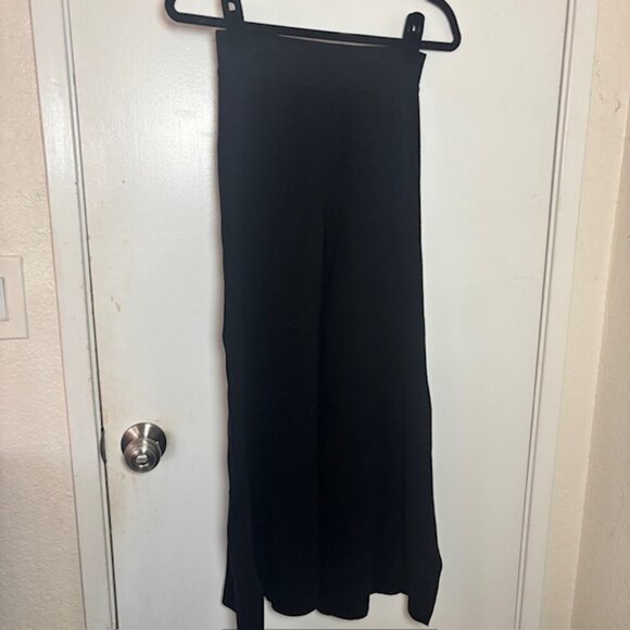 Zara High Waisted Knit Culottes Capris - Size S - Picture 1 of 8